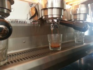 Espresso Machine pulling a Shot